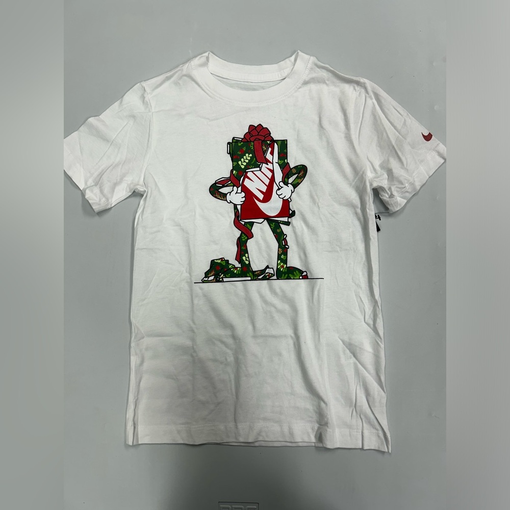 Nike Sportswear Kids Graphic Tee